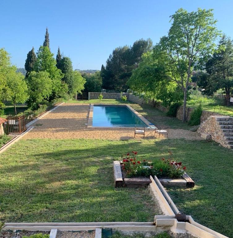 Château des Salles - Garden view